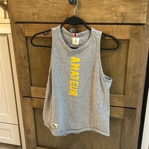 Tracksmith Amateur tank. Small
